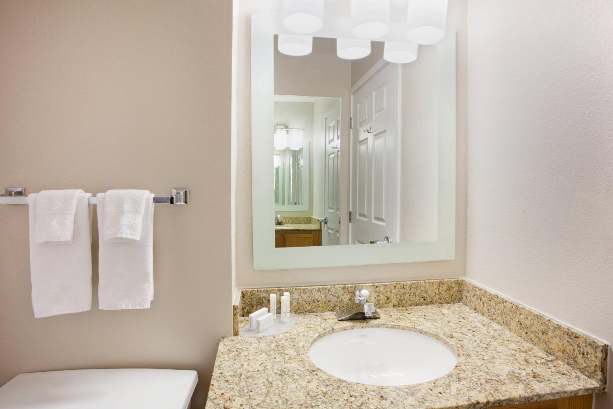 Towneplace Suites Minneapolis Eden Prairie Exterior photo